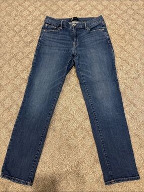GAP Women's Dark Blue Straight Leg Jeans